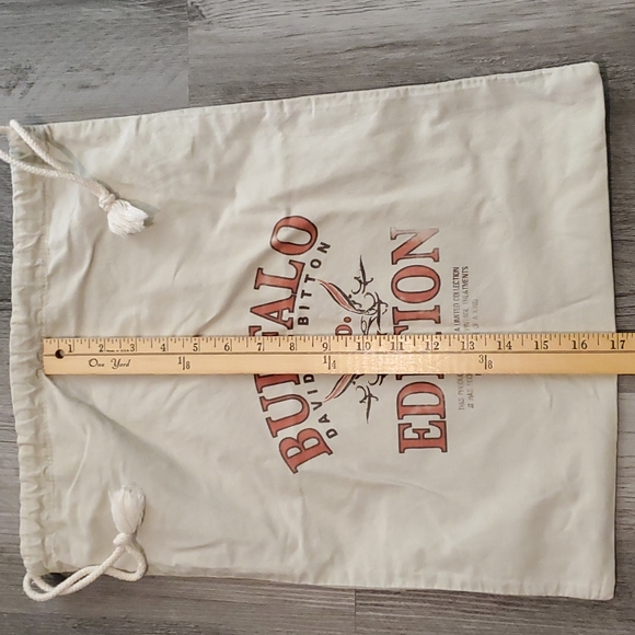 2/$15 SALE Buffalo David Bitton Duster/Storage Bag - Picture 4 of 7